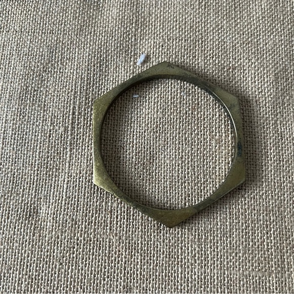 Chloe and Isabel gold tone antique crystal embellished rigid circle bangle - Picture 3 of 7